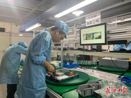 返漢創業四年,她在武漢發現了一條創業全新賽道 瞄準物聯網計算設備定制